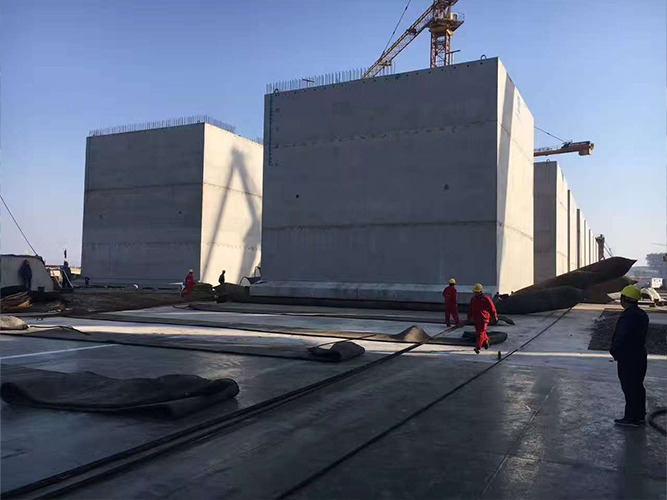 Engineering airbag for caisson